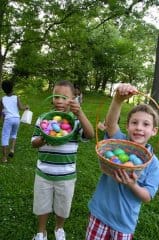 Children at Easter Egg Hunt in Grant Park. Photo by  Lanta Cooper.