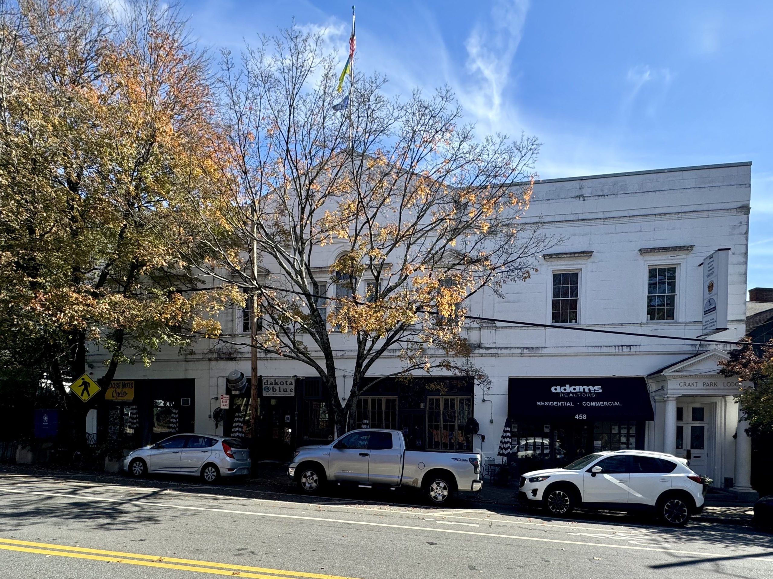 Grant Park Lodge Building Turns a Century Old 